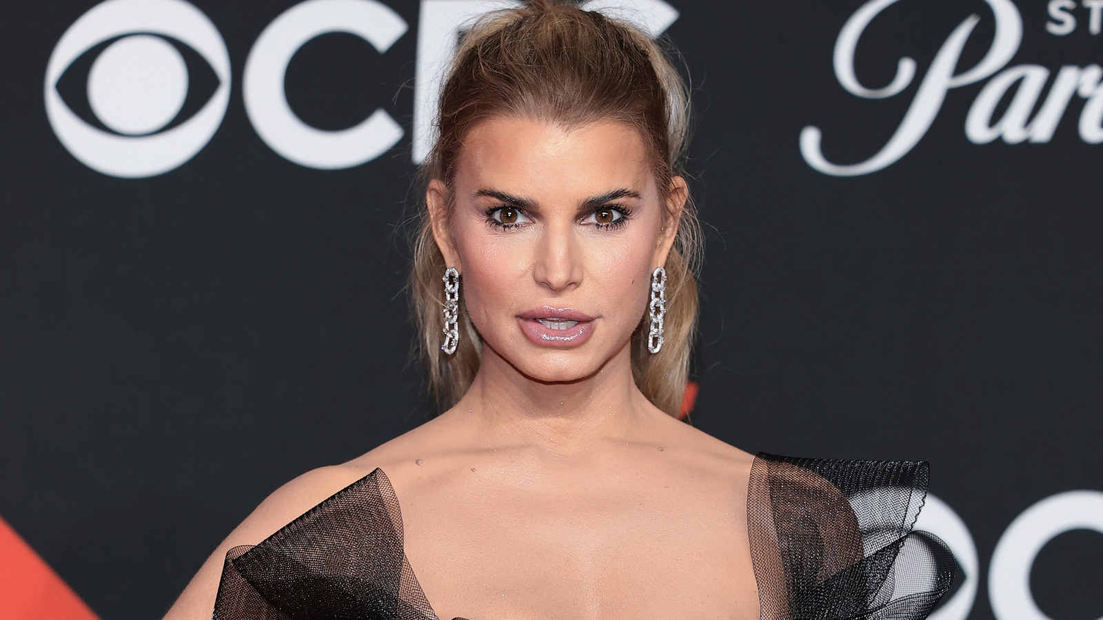 Comment le visage de Jessica Simpson s'est transformé au fil des ans, selon notre chirurgien plasticien