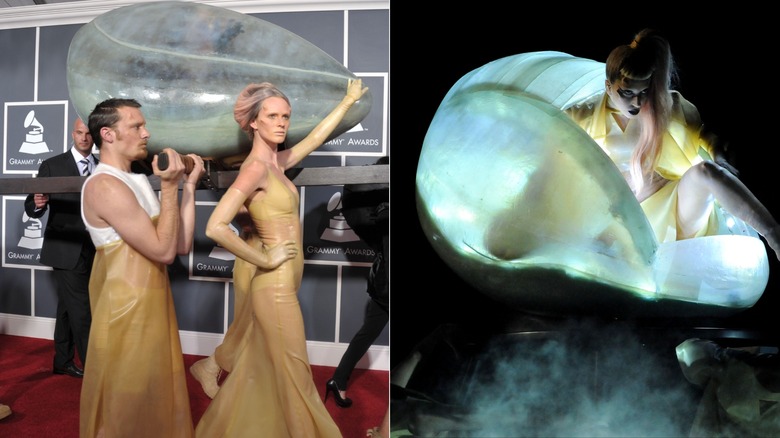 Lady Gaga aux Grammys 2011 dans un œuf
