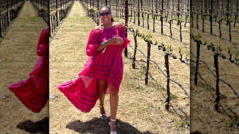 Sheinelle Jones dans un vignoble en Californie