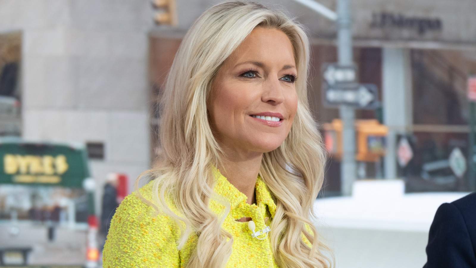 La tenue inappropriée d'Ainsley Earhardt lors de la promotion d'un livre pour enfants la hantera toujours