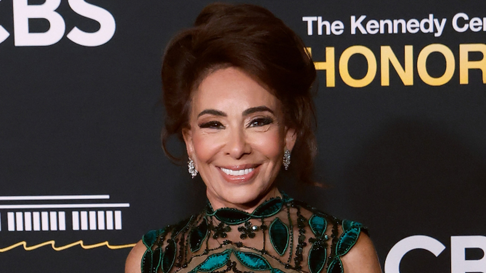 La juge Jeanine Pirro est presque méconnaissable sur les clichés avant la rumeur de chirurgie plastique