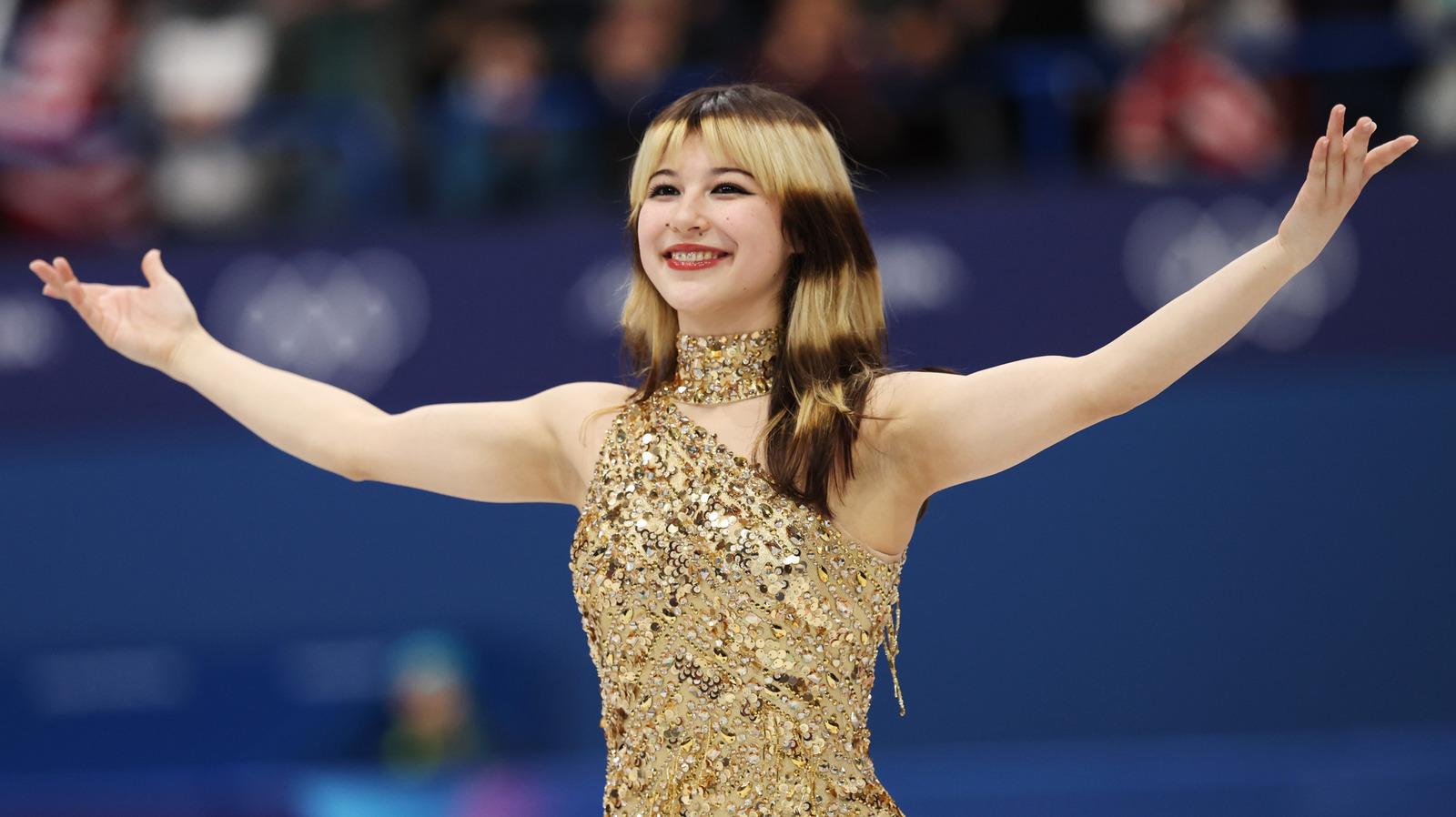 La signification des cheveux « Halo » emblématiques de l’olympienne Alysa Liu, révélée