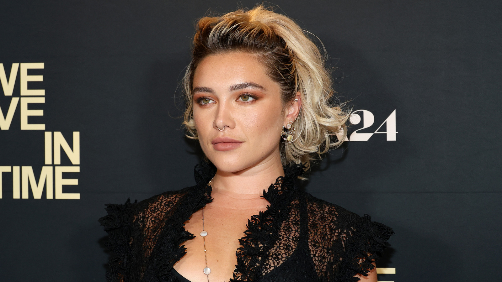 Florence Pugh n'a pas peur d'essayer les dernières tendances capillaires : ses meilleurs looks
