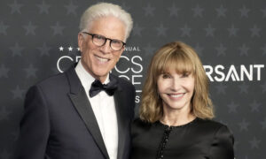 La douce routine matinale de Mary Steenburgen et Ted Danson les maintient proches (et en bonne santé !)