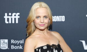 Mena Suvari a pris conscience des difficultés liées à la dépression post-partum : « C&rsquo;est beaucoup de travail »