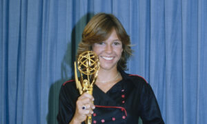 Kristy McNichol a dirigé les années 70 avant de se retirer du métier d&rsquo;actrice – à quoi elle ressemble maintenant