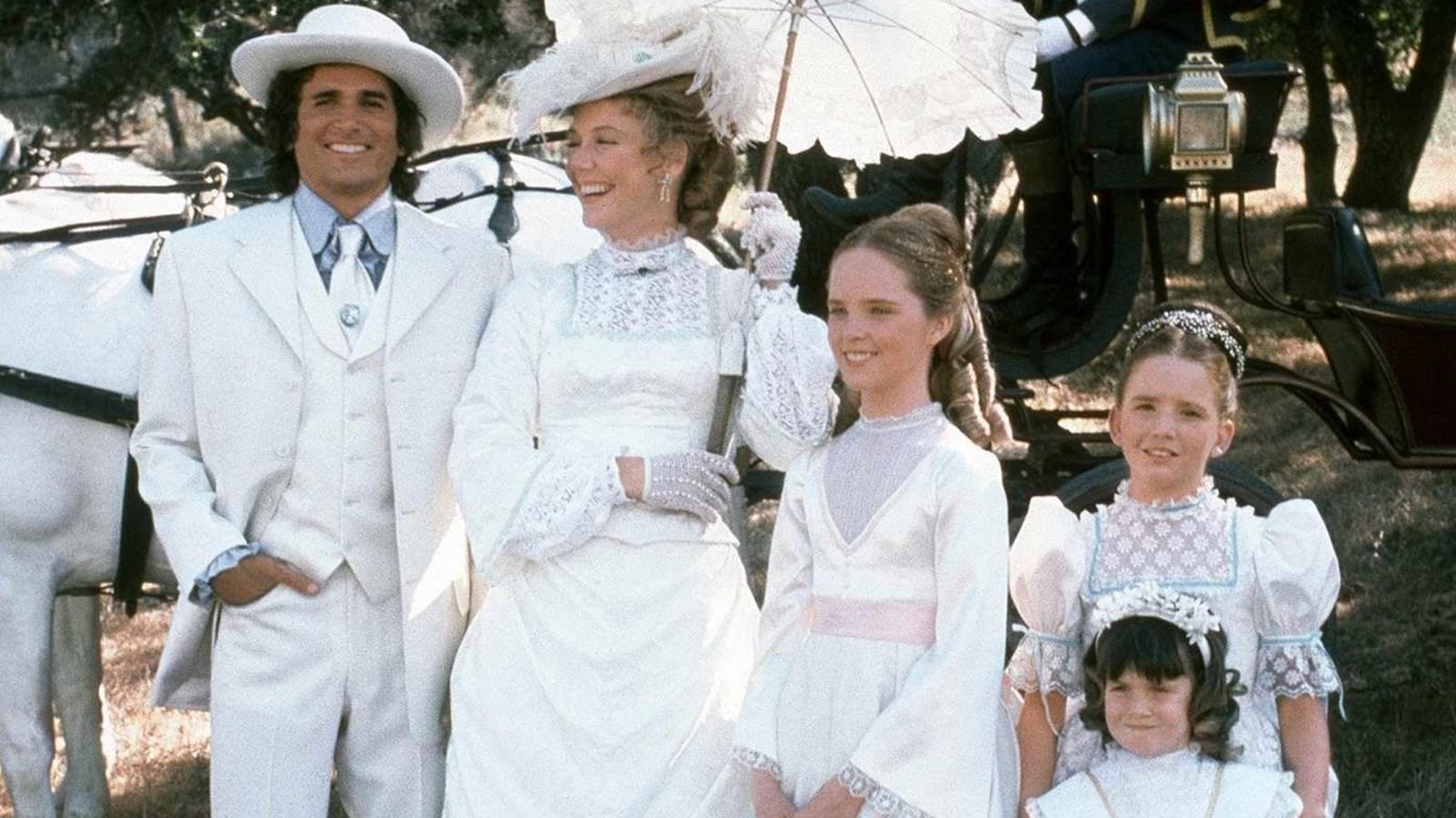 Non, pas la robe blanche de Caroline Ingalls : cette petite robe de maison vendue aux enchères par milliers