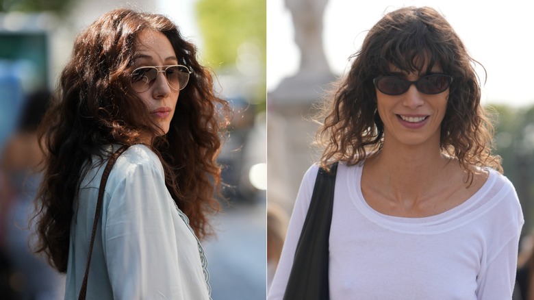 Deux femmes aux cheveux bouclés d’apparence naturelle