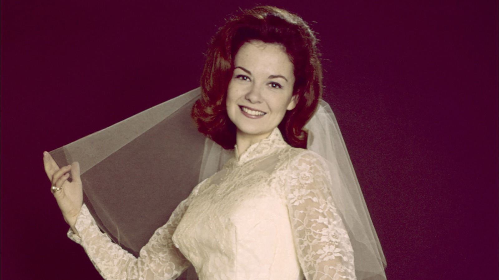 7 photos de Shelley Fabares qui ont parfaitement capturé les années 60
