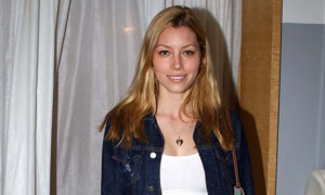 Le style Cool Girl de Jessica Biel au début des années 2000 nous inspire toujours aujourd&rsquo;hui