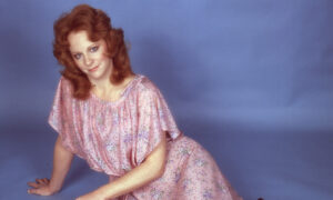 Le premier mariage de Reba McEntire lui a appris ce qu&rsquo;elle ne voulait pas dans une relation