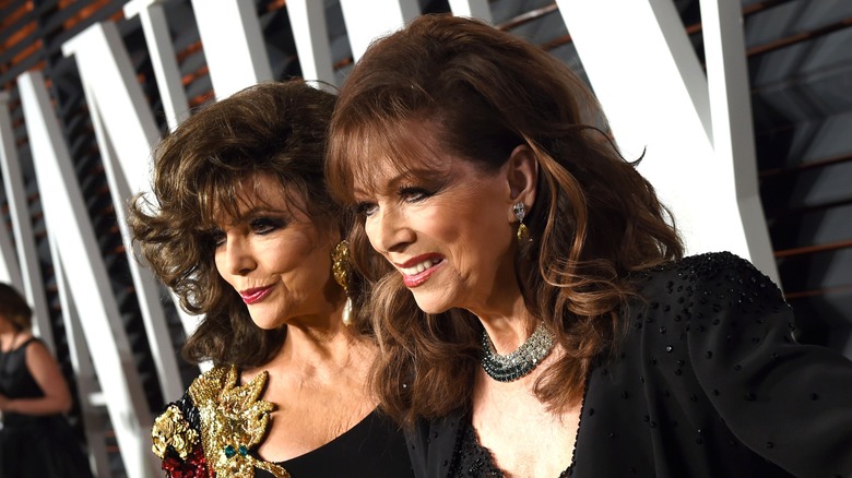 Joan et Jackie Collins sur le tapis rouge en 2015