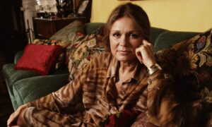 La superbe évolution du style de Gloria Steinem