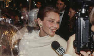 Audrey Hepburn était encore une reine de beauté à 60 ans