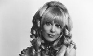 Pattie Boyd, mannequin des années 60, faisait partie d&rsquo;un triangle amoureux légendaire du rock&rsquo;n&rsquo;roll