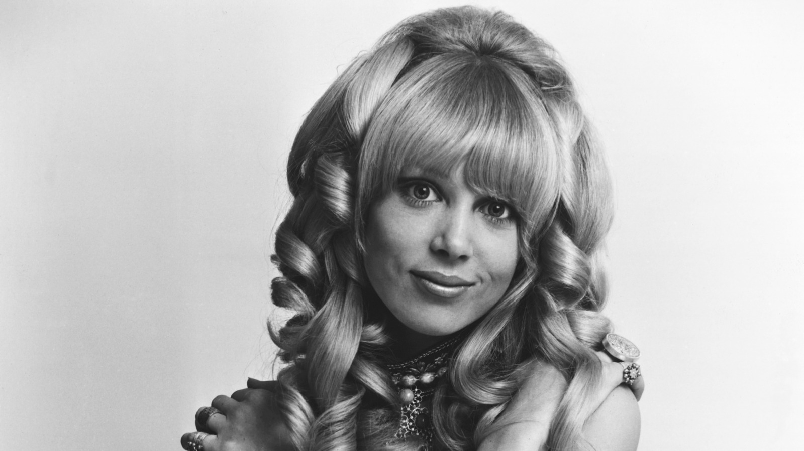 Pattie Boyd, mannequin des années 60, faisait partie d'un triangle amoureux légendaire du rock'n'roll