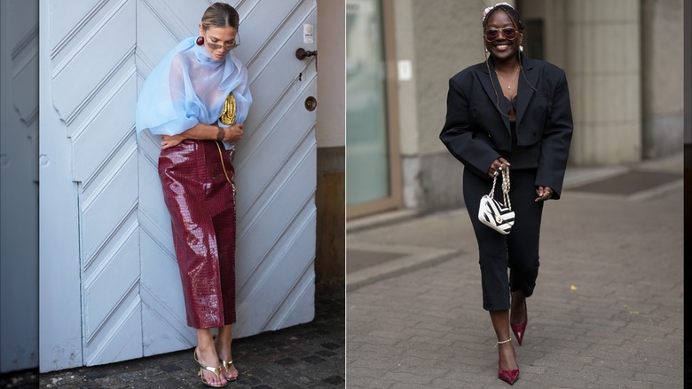 Une invitée porte un chemisier bleu clair transparent et une jupe en cuir verni bordeaux embossé croco lors de la Fashion Week de Copenhague en août 2026 / Lois Opoku porte un blazer court noir et un pantalon capri avec des escarpins bordeaux à Berlin en juillet 2026