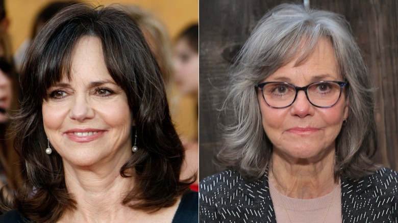 Sally Field aux cheveux châtain foncé en 2009 et aux cheveux gris en 2025