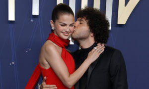 « J&rsquo;ai besoin de lui et je l&rsquo;aime » : la romance de Selena Gomez avec Benny Blanco la rend meilleure