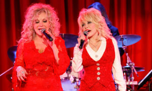 La célèbre sœur de Dolly Parton, Stella, a fait l&rsquo;effet d&rsquo;une bombe dans les années 80