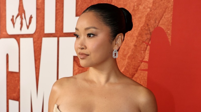Lana Condor à la première de Los Angeles 