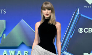 Taylor Swift rachète sa réputation de style avec un look élégant des VMA 2026 qui correspond à son nouveau court-métrage