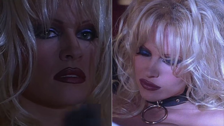 Pamela Anderson dans 
