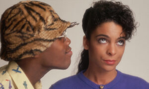 Vous vous souvenez de Jasmine Guy ? La star d’A Different World est toujours aussi étonnante aujourd’hui