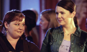 Gilmore Girls : les photos d&rsquo;hier et d&rsquo;aujourd&rsquo;hui de Melissa McCarthy et Lauren Graham prouvent qu&rsquo;elles sont toujours étonnantes