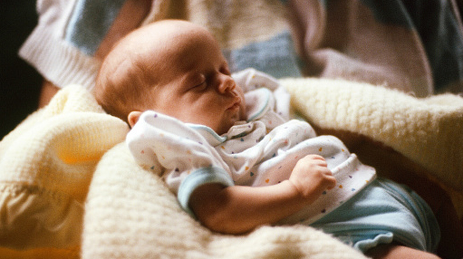 8 prénoms de bébé inspirés des personnages classiques des séries télévisées des années 80