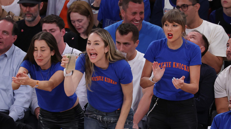 Taylor Swift et les sœurs Haim au match des Knicks