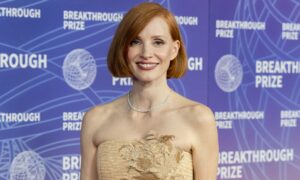 À quoi ressemble Jessica Chastain sans ses cheveux roux