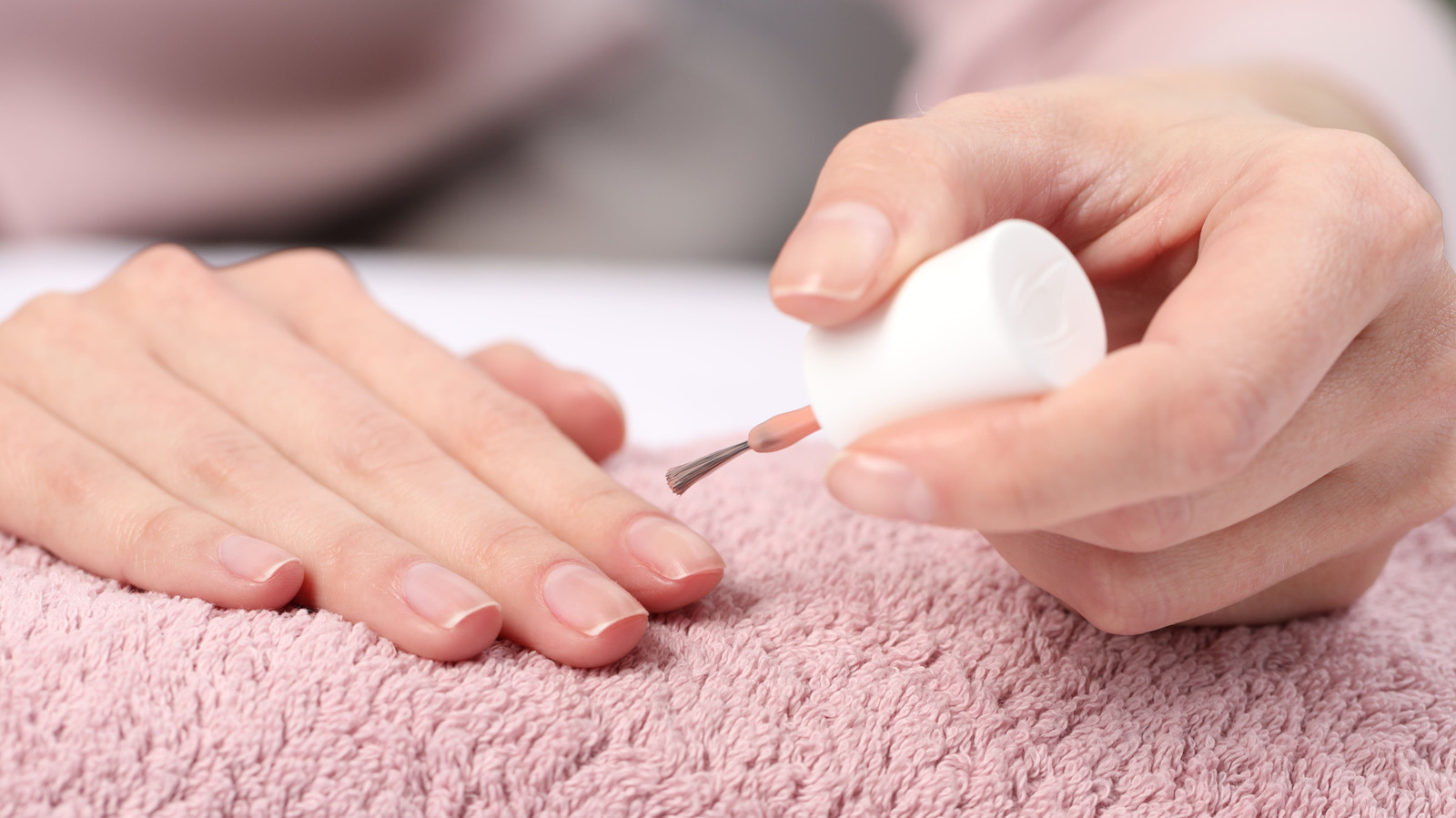 Les ongles de ballet sont de retour et plus chics que jamais grâce à cette touche minimaliste