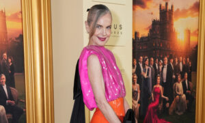 La transformation majeure du style de la star de Downton Abbey, Elizabeth McGovern, à 60 ans