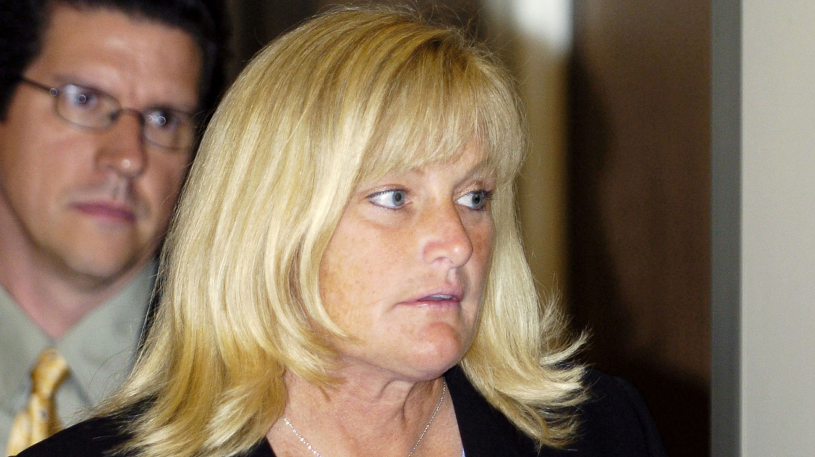 Vous vous souvenez de l'ex Debbie Rowe de Michael Jackson ? Voici à quoi elle ressemble maintenant