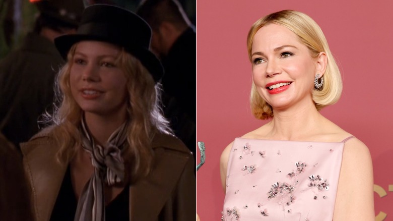 À gauche, l'actrice Michelle Williams portait ses cheveux blonds ondulés sous un chapeau derby noir avec un maquillage neutre et une écharpe nouée autour du cou, associée à une chemise noire à col en V et une veste en cuir marron clair lors d'un épisode de Dawson's Creek. À droite, l'actrice Michelle Williams portait ses cheveux blonds dans un carré chic avec une lèvre rouge audacieuse et une robe rose clair avec des ornements argentés lors d'une remise de prix au Shrine Auditorium de Los Angeles en mars 2026.