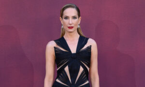 Les 6 meilleures coiffures lissées de la star de Downton Abbey, Joanne Froggatt